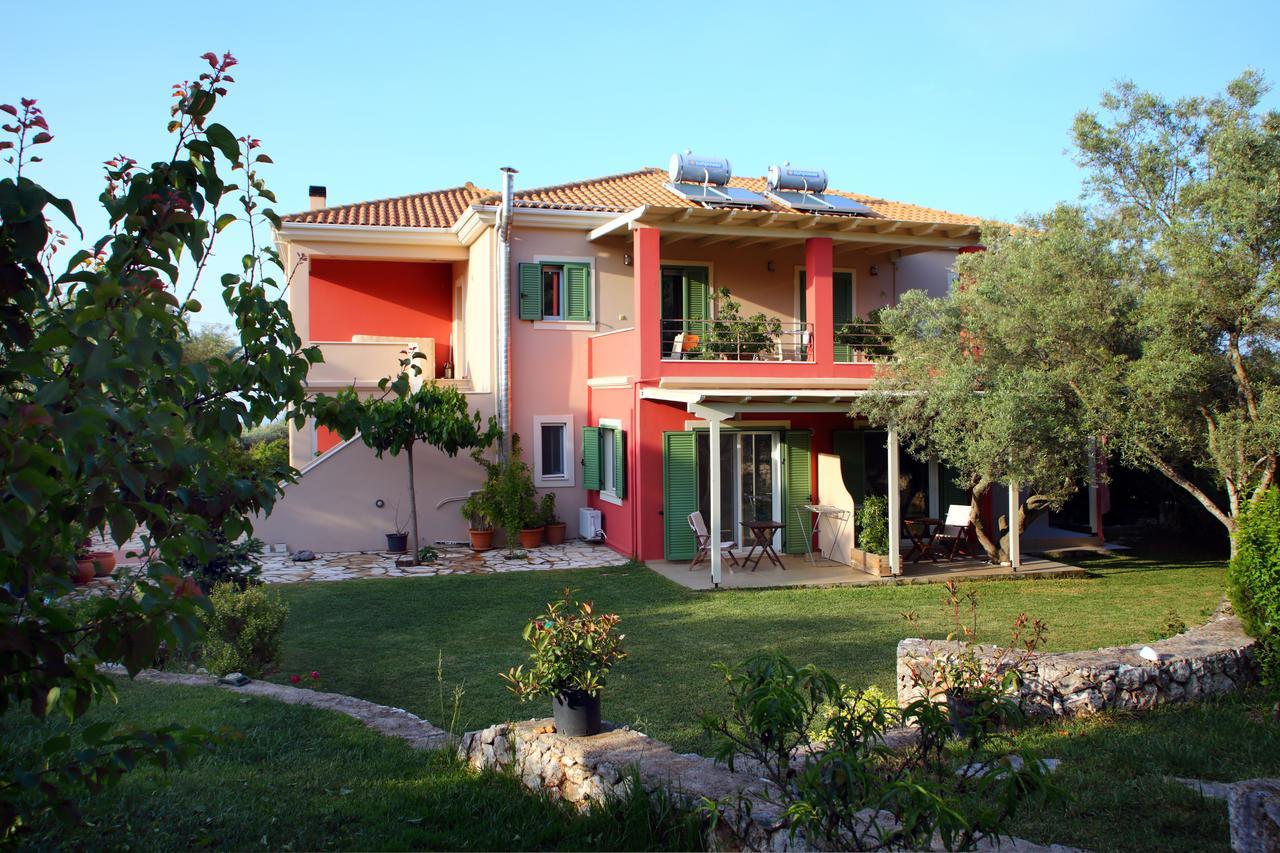 Villa Maria Tsoukaládhes Exteriör bild